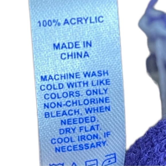 NWOT Unisex Sport-Tek Purple and White Spectator Scarf - 61”x8” - Picture 10 of 10